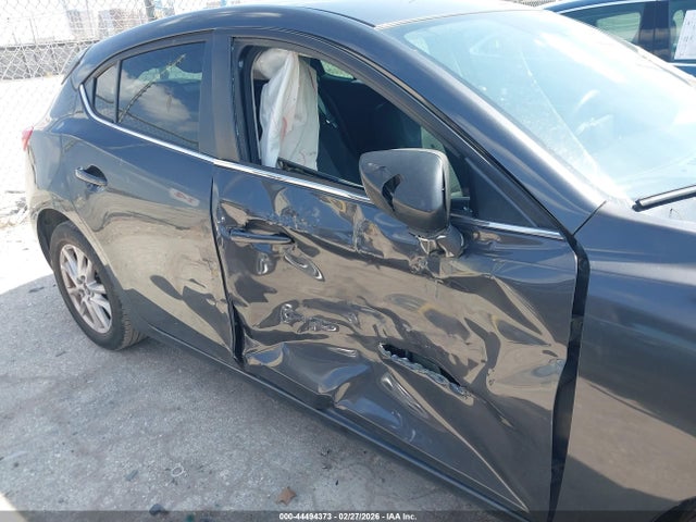 44494373 :رقم المزاد ، 3MZBM1K74GM270530 vin ، 2016 Mazda Mazda3 I Sport مزاد بيع