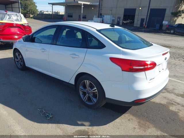1FADP3FE3JL331470 Ford FOCUS SE