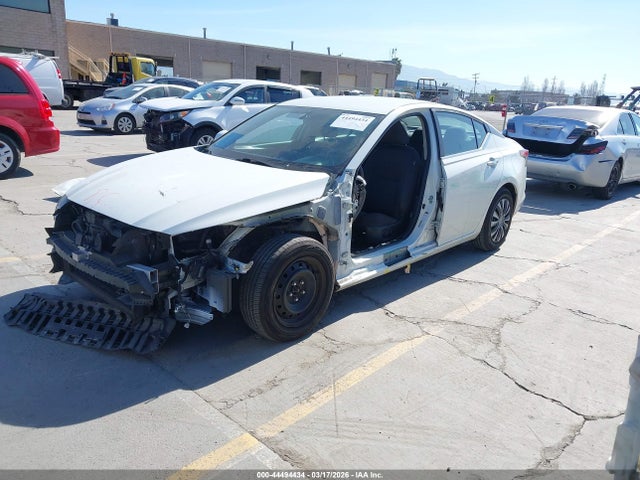 Nissan Altima 2.5 S 2019 1N4BL4BV3KC225083 Image 2