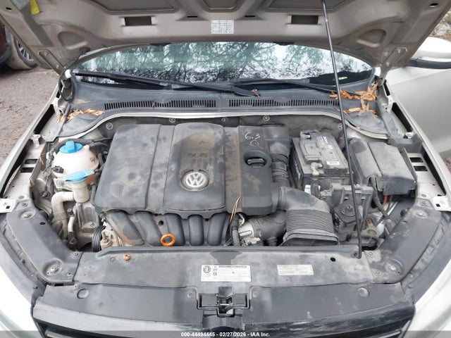 44494445 :رقم المزاد ، 3VWDX7AJ2DM221497 vin ، 2013 Volkswagen Jetta 2.5l Se مزاد بيع
