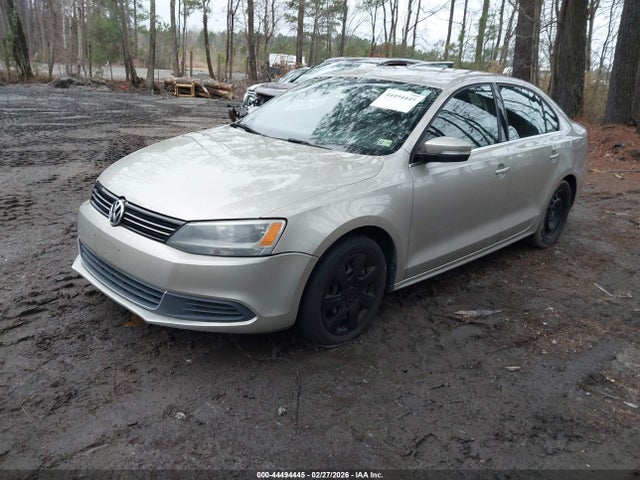 44494445 :رقم المزاد ، 3VWDX7AJ2DM221497 vin ، 2013 Volkswagen Jetta 2.5l Se مزاد بيع