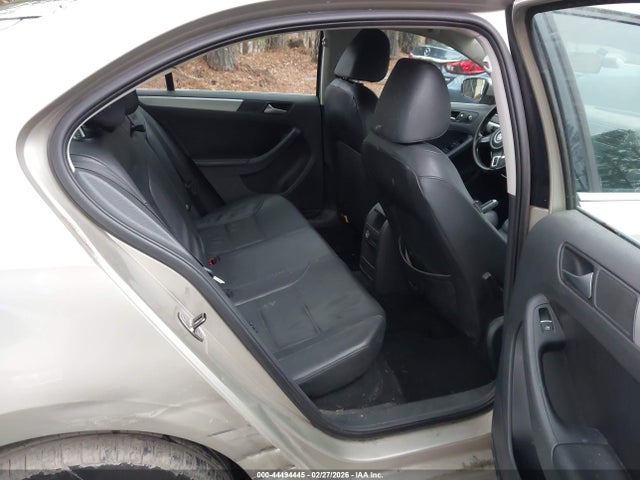 44494445 :رقم المزاد ، 3VWDX7AJ2DM221497 vin ، 2013 Volkswagen Jetta 2.5l Se مزاد بيع