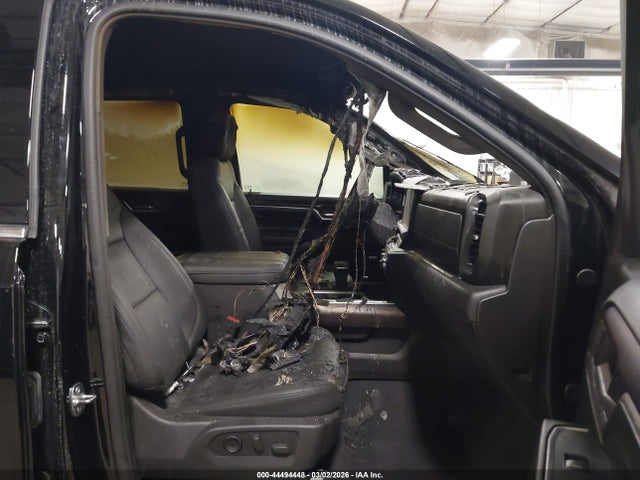 44494448 :رقم المزاد ، 3GTUUDE84RG251270 vin ، 2024 Gmc Sierra 1500 مزاد بيع