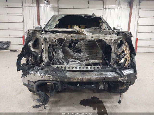 44494448 :رقم المزاد ، 3GTUUDE84RG251270 vin ، 2024 Gmc Sierra 1500 مزاد بيع