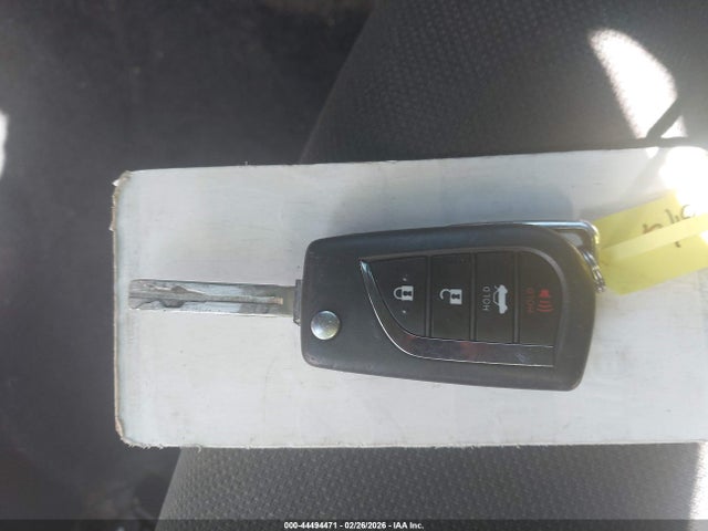 JTDS4RCE9LJ052640 Toyota COROLLA SE