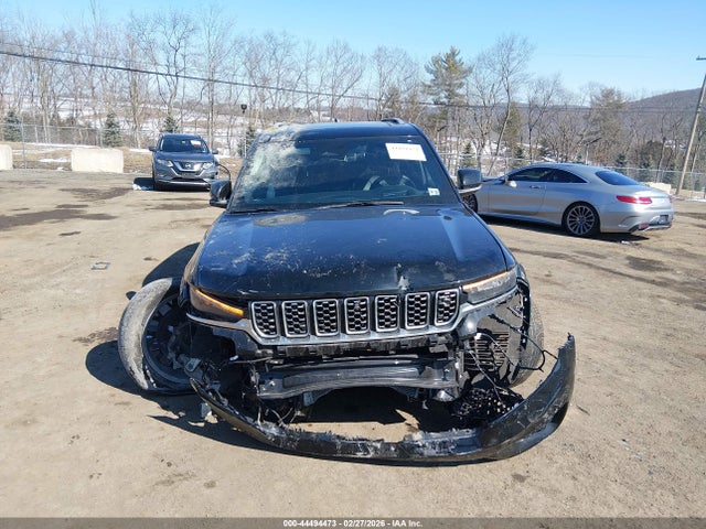 44494473 :رقم المزاد ، 1C4RJYE64P8800635 vin ، 2023 Jeep Grand Cherokee 4xe Summit مزاد بيع