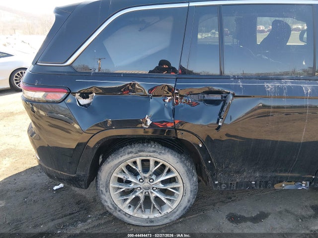 44494473 :رقم المزاد ، 1C4RJYE64P8800635 vin ، 2023 Jeep Grand Cherokee 4xe Summit مزاد بيع