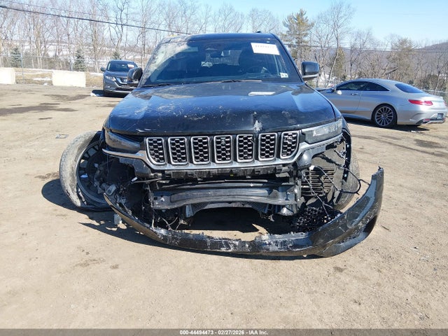 44494473 :رقم المزاد ، 1C4RJYE64P8800635 vin ، 2023 Jeep Grand Cherokee 4xe Summit مزاد بيع