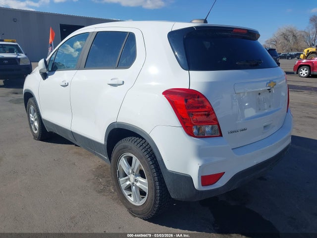 3GNCJNSB3HL244964 Chevrolet TRAX LS
