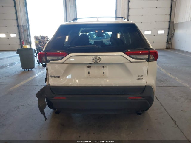 JTMG1RFV2KJ017916 Toyota RAV4 LE