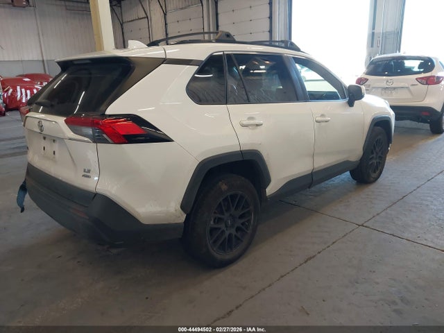 JTMG1RFV2KJ017916 Toyota RAV4 LE