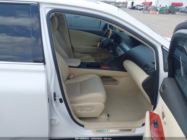 44494523 :رقم المزاد ، 2T2ZK1BA7BC050251 vin ، 2011 Lexus Rx 350 مزاد بيع