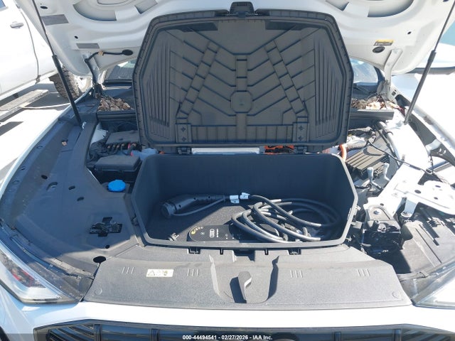 2021 Audi E-tron Sportback Prestige Quattro მანქანა იყიდება აუქციონზე, vin: WA13AAGE2MB019073, აუქციონის ნომერი: 44494541