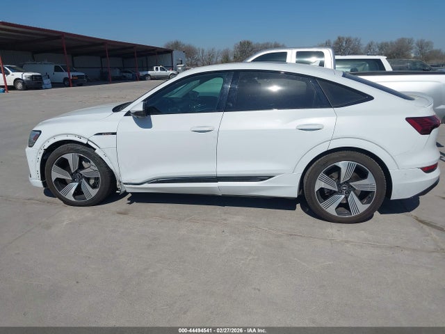 2021 Audi E-tron Sportback Prestige Quattro მანქანა იყიდება აუქციონზე, vin: WA13AAGE2MB019073, აუქციონის ნომერი: 44494541