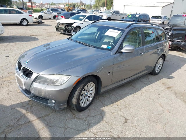 2009 Bmw 328i Xdrive მანქანა იყიდება აუქციონზე, vin: WBAUU335X9A539647, აუქციონის ნომერი: 44494601
