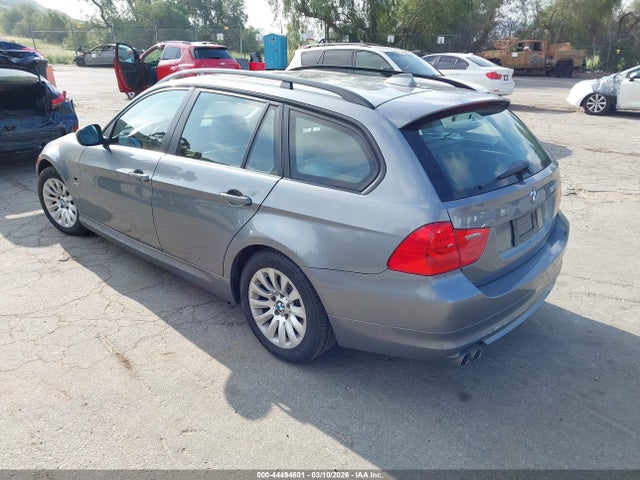 2009 Bmw 328i Xdrive მანქანა იყიდება აუქციონზე, vin: WBAUU335X9A539647, აუქციონის ნომერი: 44494601