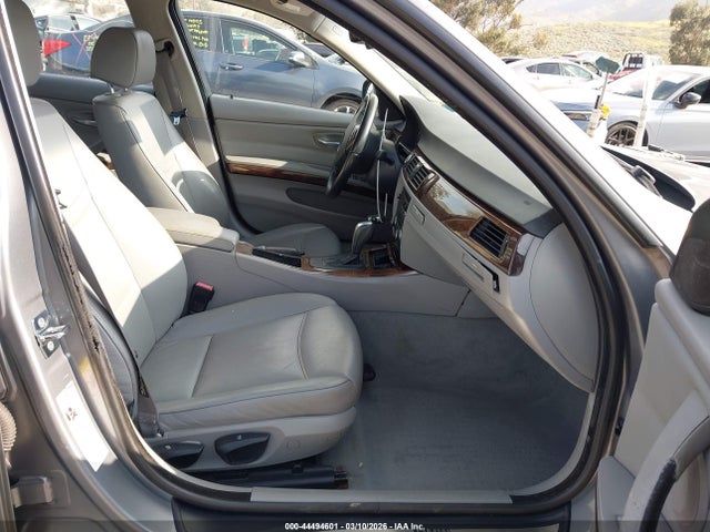 2009 Bmw 328i Xdrive მანქანა იყიდება აუქციონზე, vin: WBAUU335X9A539647, აუქციონის ნომერი: 44494601