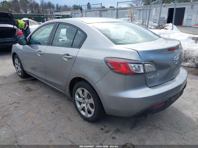2011 Mazda Mazda3 I Sport მანქანა იყიდება აუქციონზე, vin: JM1BL1UG6B1494830, აუქციონის ნომერი: 44494627