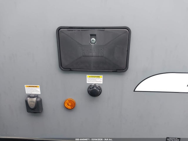 4EZT32828L8028249 Kz Stratus