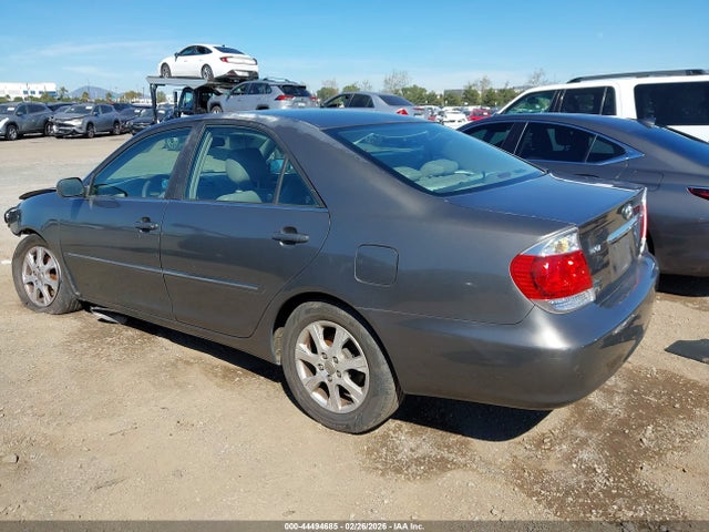 2006 Toyota Camry Xle V6 მანქანა იყიდება აუქციონზე, vin: JTDBF32K260167461, აუქციონის ნომერი: 44494685
