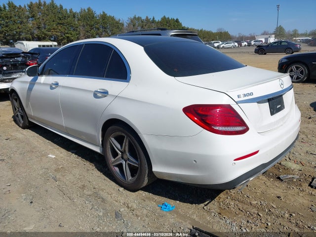 2019 Mercedes-benz E 300 4matic მანქანა იყიდება აუქციონზე, vin: WDDZF4KB6KA502168, აუქციონის ნომერი: 44494686