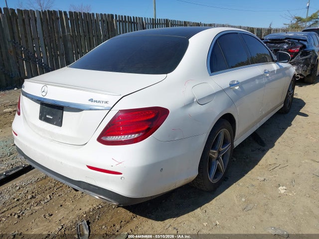 2019 Mercedes-benz E 300 4matic მანქანა იყიდება აუქციონზე, vin: WDDZF4KB6KA502168, აუქციონის ნომერი: 44494686