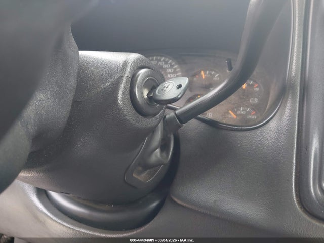 44494689 :رقم المزاد ، 1GTEC19V56E187796 vin ، 2006 Gmc Sierra 1500 Work Truck مزاد بيع