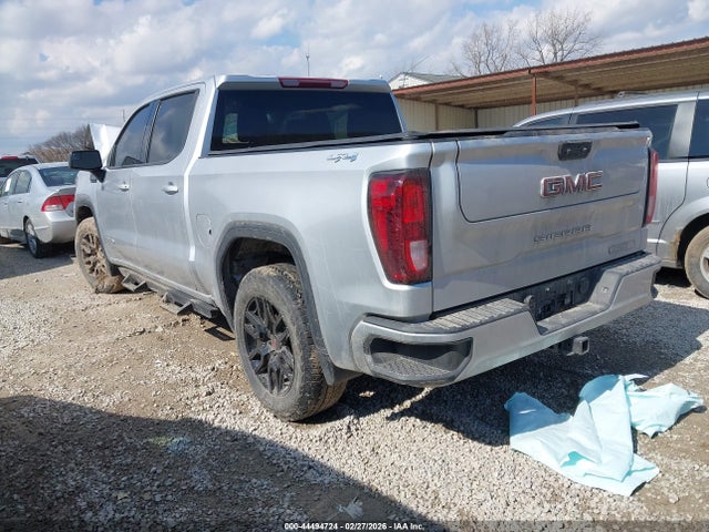 2022 GMC SIERRA 1500 3GTPUJEK6NG590663 Photo 2