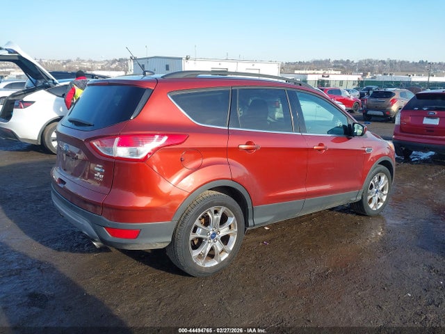 1FMCU9GX1GUC33716 Ford ESCAPE SE