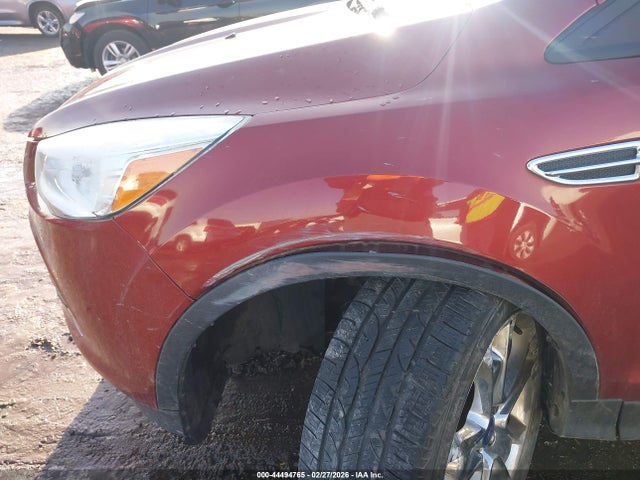 1FMCU9GX1GUC33716 Ford ESCAPE SE
