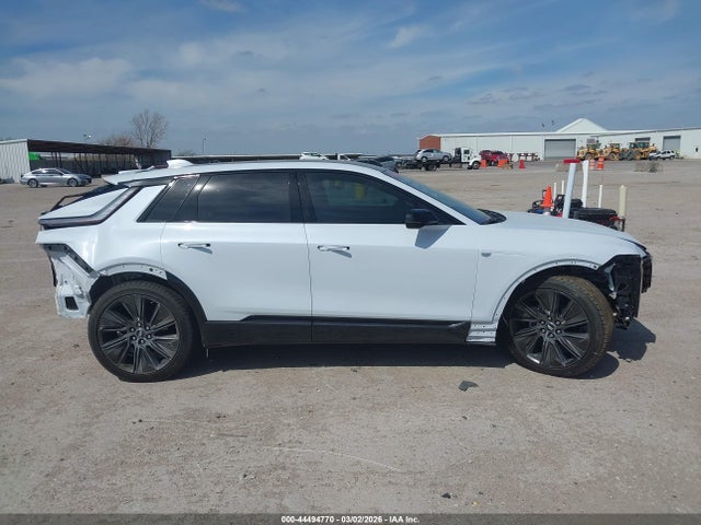 Продажа на аукционе авто 2026 Cadillac Lyriq Signature Sport Awd, vin: 1GYKPYRL1TZ302651, номер лота: 44494770