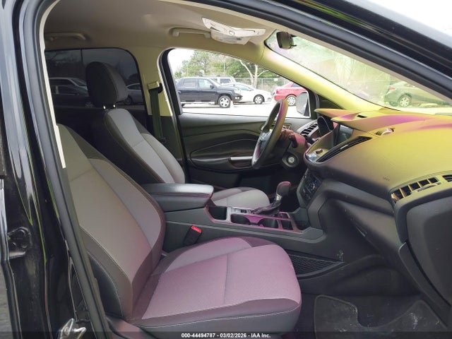 1FMCU9GD6HUC16739 Ford ESCAPE SE