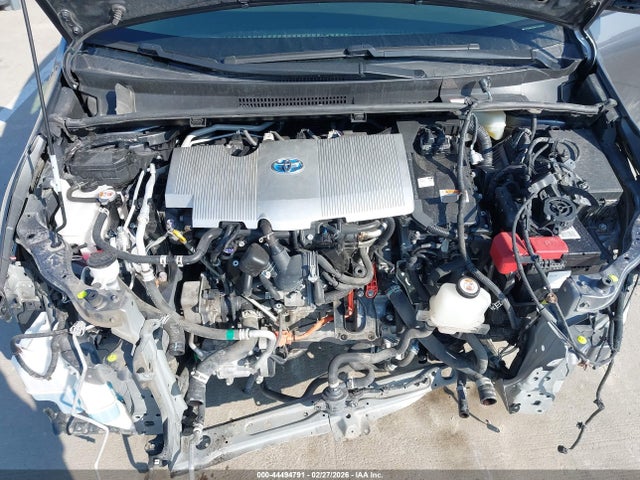 JTDKAMFU8N3173388 Toyota Prius L