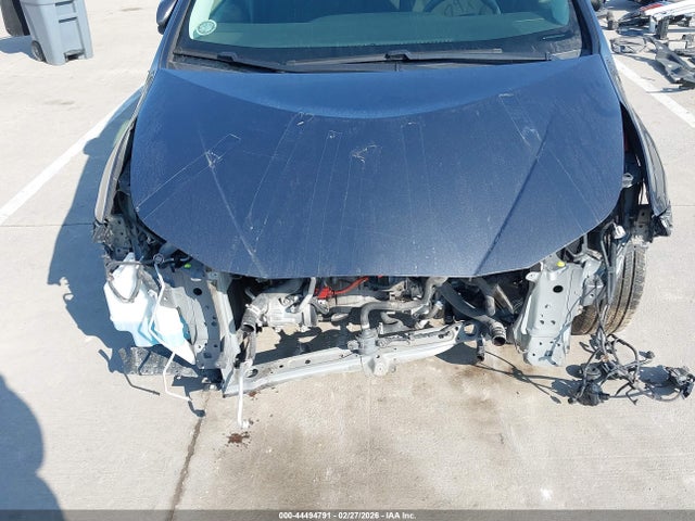 JTDKAMFU8N3173388 Toyota Prius L