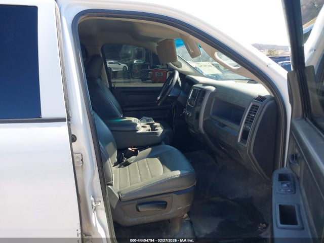 Продаж на аукціоні авто 2019 Ram 1500 Classic Tradesman  4x4 5'7 Box, vin: 1C6RR7KTXKS599968, номер лоту: 44494794