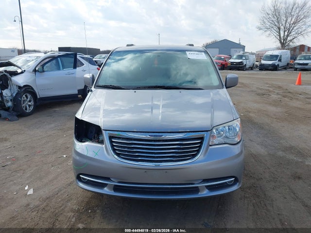 2016 Chrysler Town & Country Touring მანქანა იყიდება აუქციონზე, vin: 2C4RC1BG7GR215745, აუქციონის ნომერი: 44494819