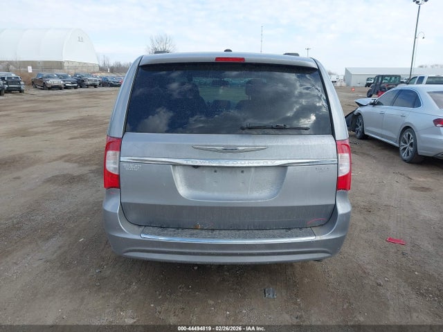 2016 Chrysler Town & Country Touring მანქანა იყიდება აუქციონზე, vin: 2C4RC1BG7GR215745, აუქციონის ნომერი: 44494819