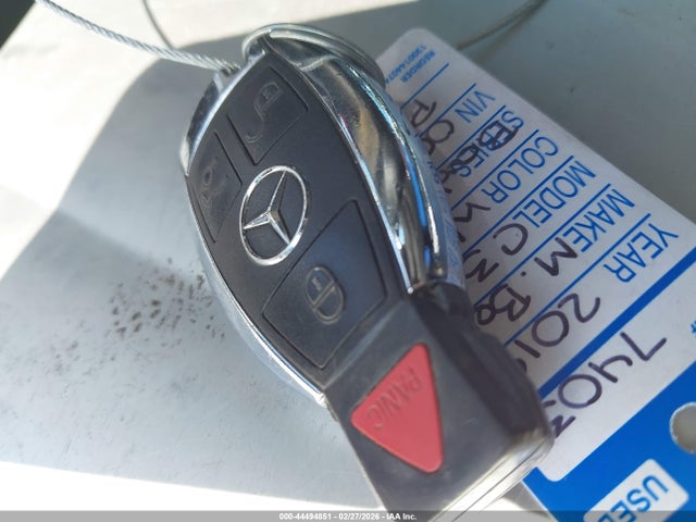 2015 Mercedes-benz C 300 4matic მანქანა იყიდება აუქციონზე, vin: 55SWF4KB4FU062105, აუქციონის ნომერი: 44494851