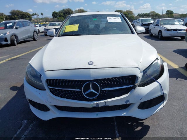 2015 Mercedes-benz C 300 4matic მანქანა იყიდება აუქციონზე, vin: 55SWF4KB4FU062105, აუქციონის ნომერი: 44494851