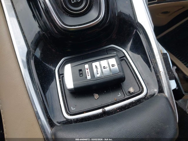 2019 ACURA RDX 5J8TC2H59KL035784 Photo 10
