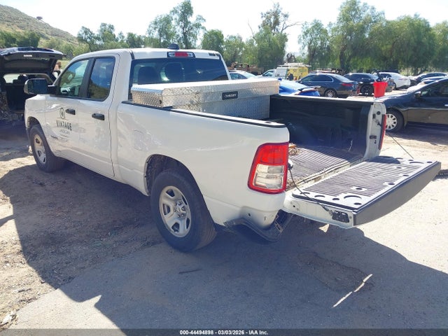 44494898 :رقم المزاد ، 1C6SRECG2LN320701 vin ، 2020 Ram 1500 Tradesman  4x2 6'4 Box مزاد بيع