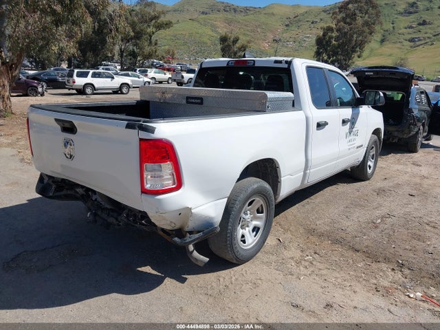 44494898 :رقم المزاد ، 1C6SRECG2LN320701 vin ، 2020 Ram 1500 Tradesman  4x2 6'4 Box مزاد بيع