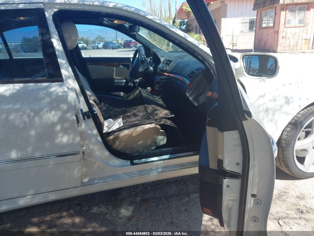 44494902 :رقم المزاد ، WDBUF56X89B375667 vin ، 2009 Mercedes-benz E 350 مزاد بيع