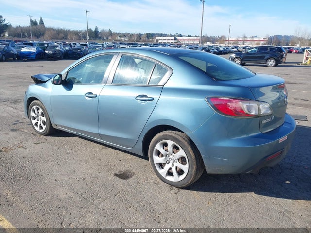 Продажа на аукционе авто 2011 Mazda Mazda3 I Sport, vin: JM1BL1UF5B1371480, номер лота: 44494907