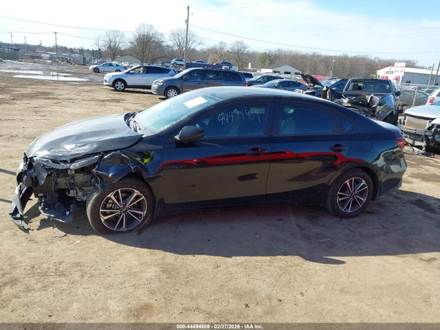44494909 :رقم المزاد ، 3KPF24AD0RE828857 vin ، 2024 Kia Forte Lxs مزاد بيع