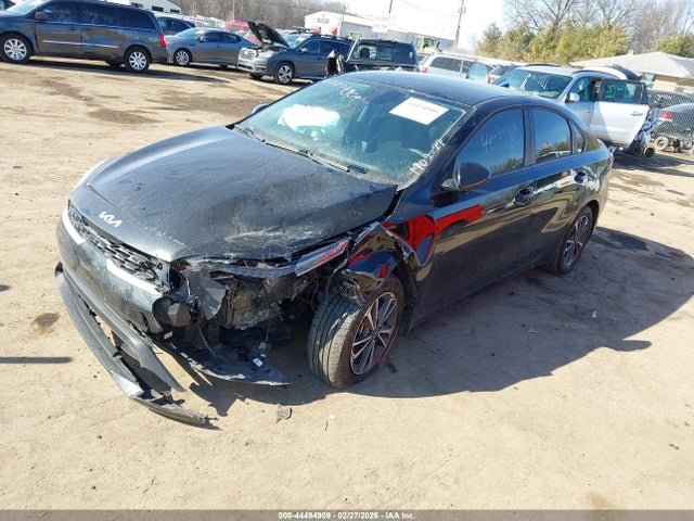 44494909 :رقم المزاد ، 3KPF24AD0RE828857 vin ، 2024 Kia Forte Lxs مزاد بيع