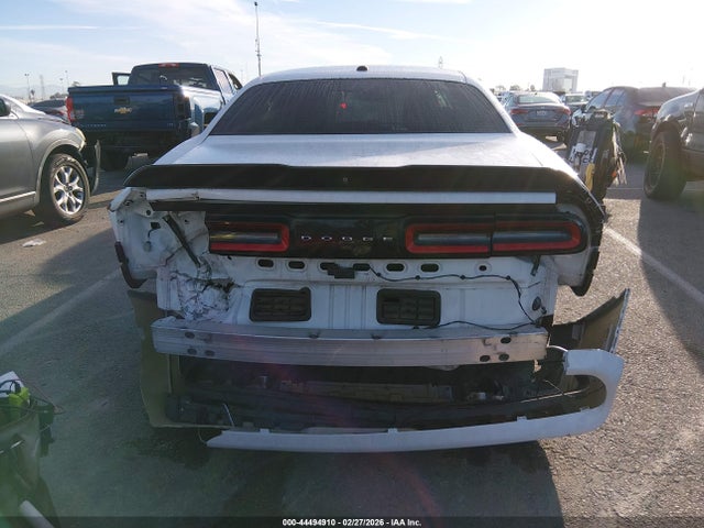 Dodge Challenger Sxt 2018 2C3CDZAG2JH333481 Image 17