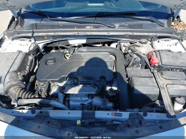 2019 CHEVROLET MALIBU 1G1ZD5ST5KF208707 Photo 9