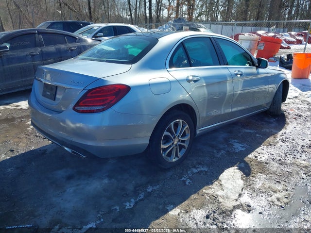 2015 Mercedes-benz C 300 4matic მანქანა იყიდება აუქციონზე, vin: 55SWF4KB7FU096071, აუქციონის ნომერი: 44494937