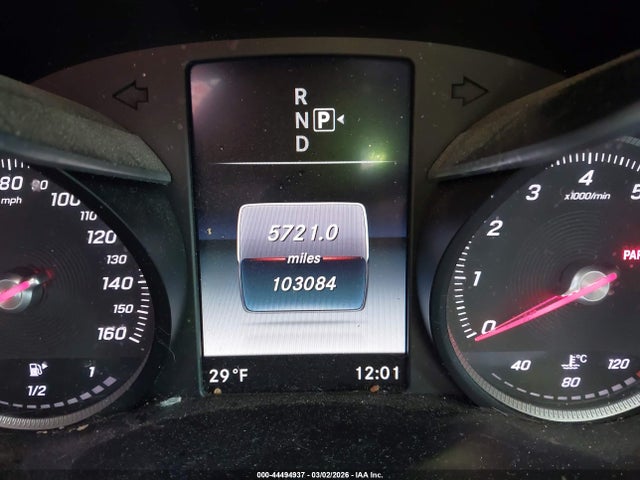 2015 Mercedes-benz C 300 4matic მანქანა იყიდება აუქციონზე, vin: 55SWF4KB7FU096071, აუქციონის ნომერი: 44494937
